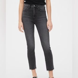 Gap high rise cigarette pant, washed black